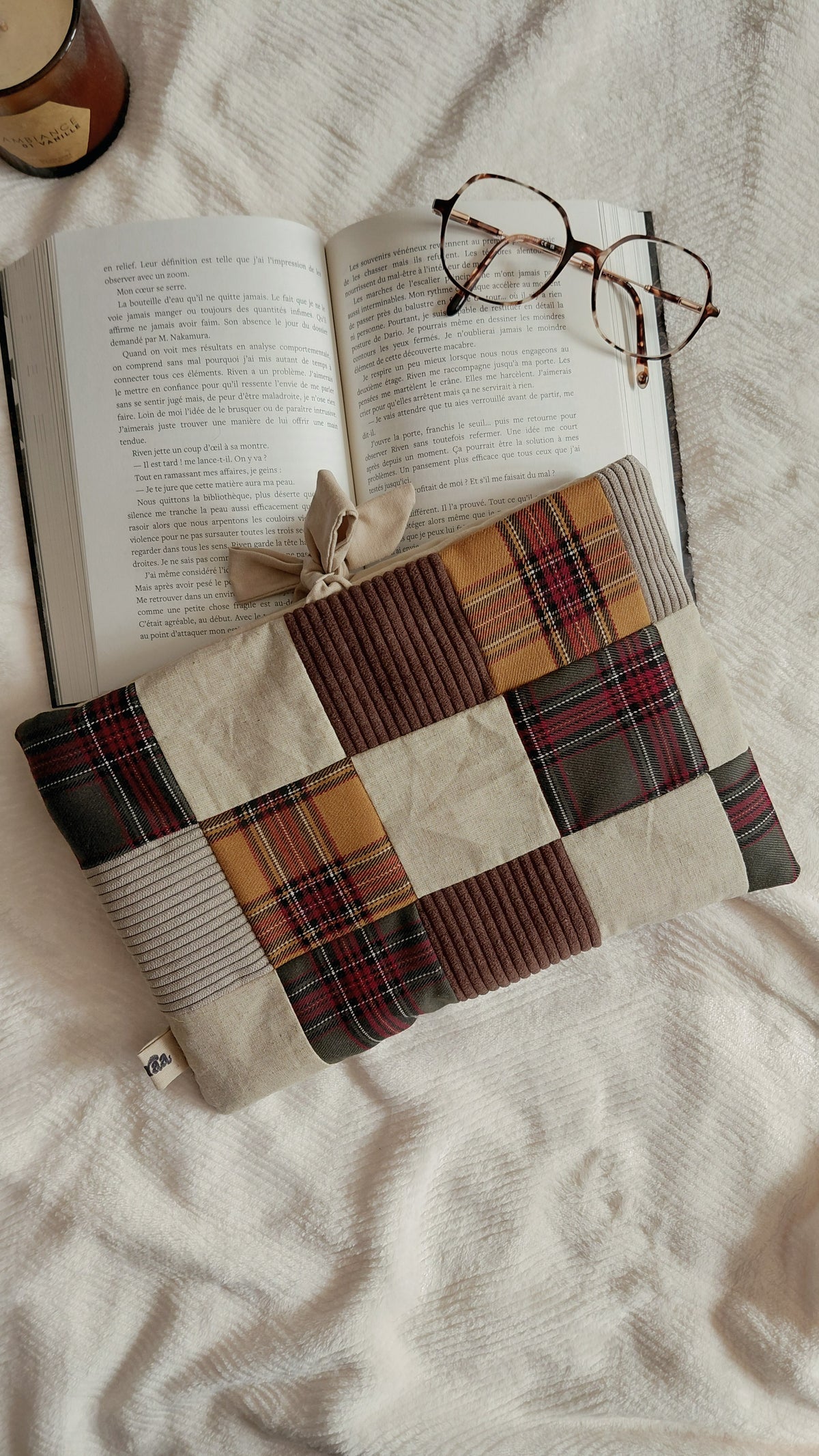 Pochettes a livres patchwork de la collection automne. Disponible en deux modèles différents 
