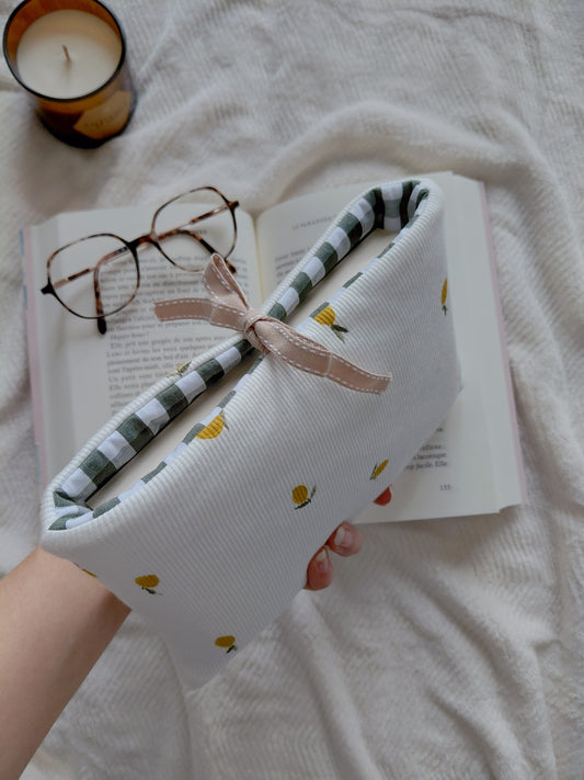 SPRING • Pochette à livre poche