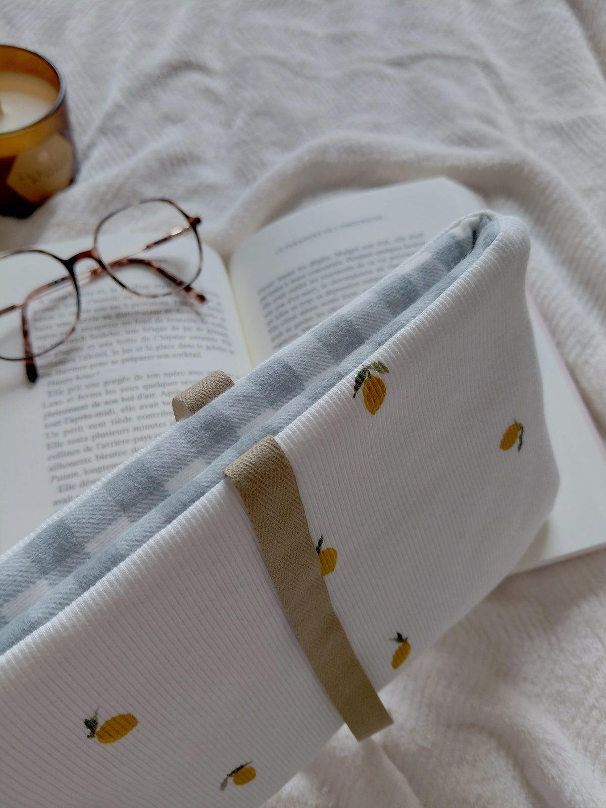 SPRING • Pochette à livre poche