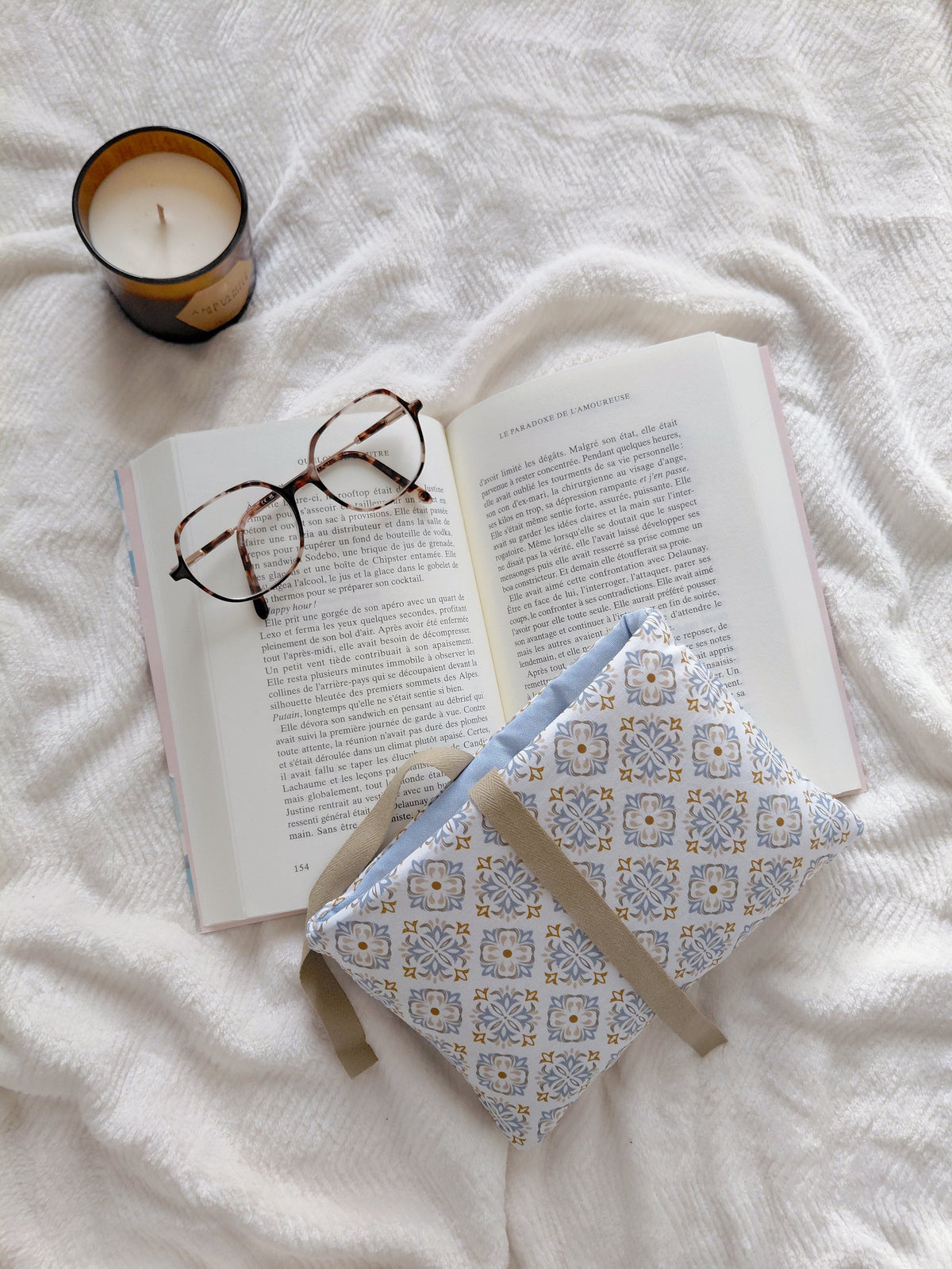 SPRING • Pochette à livre poche
